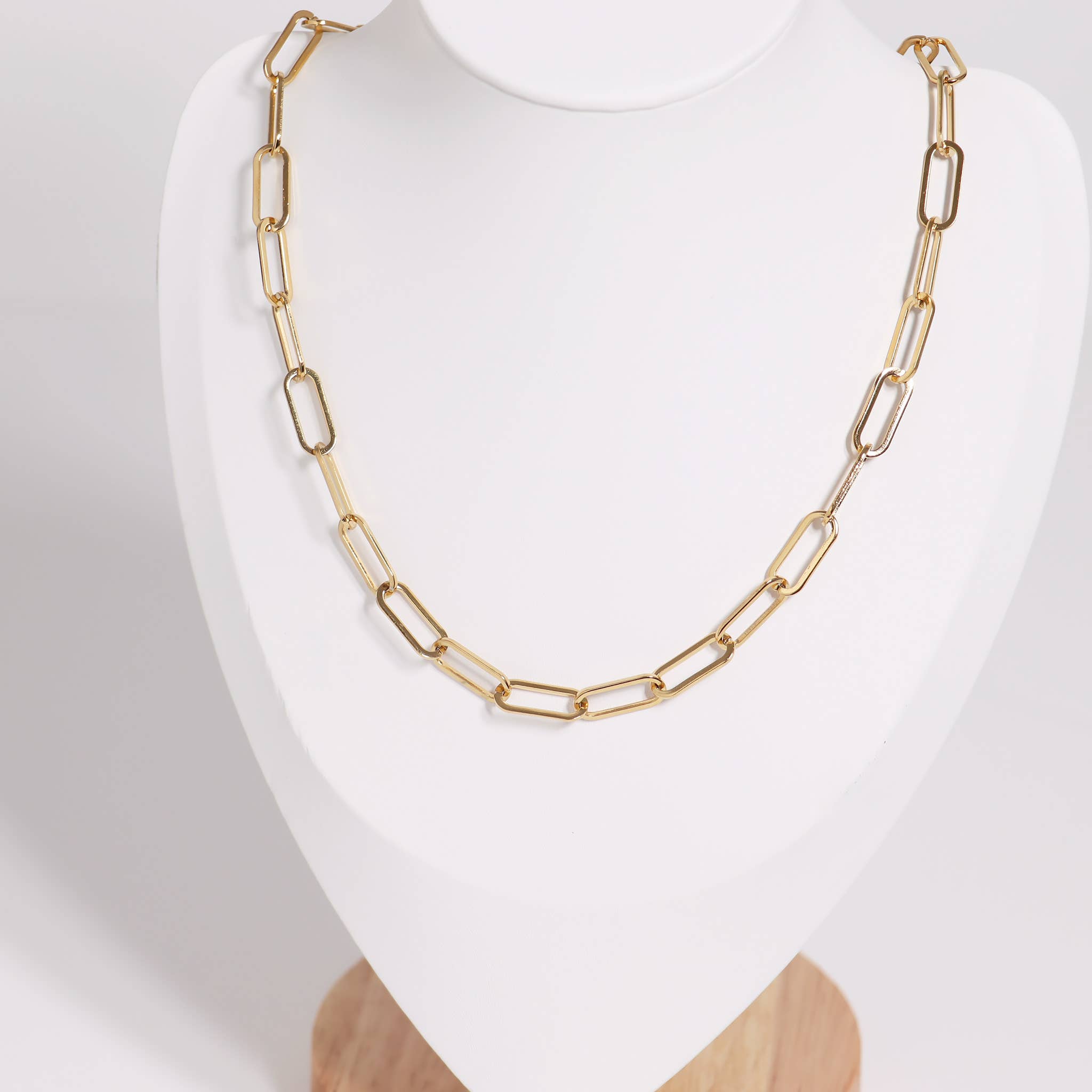 Avery Necklace