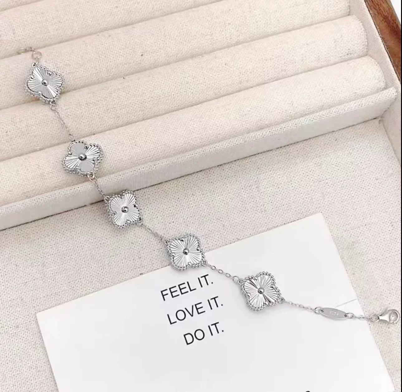 Flower-bracelet