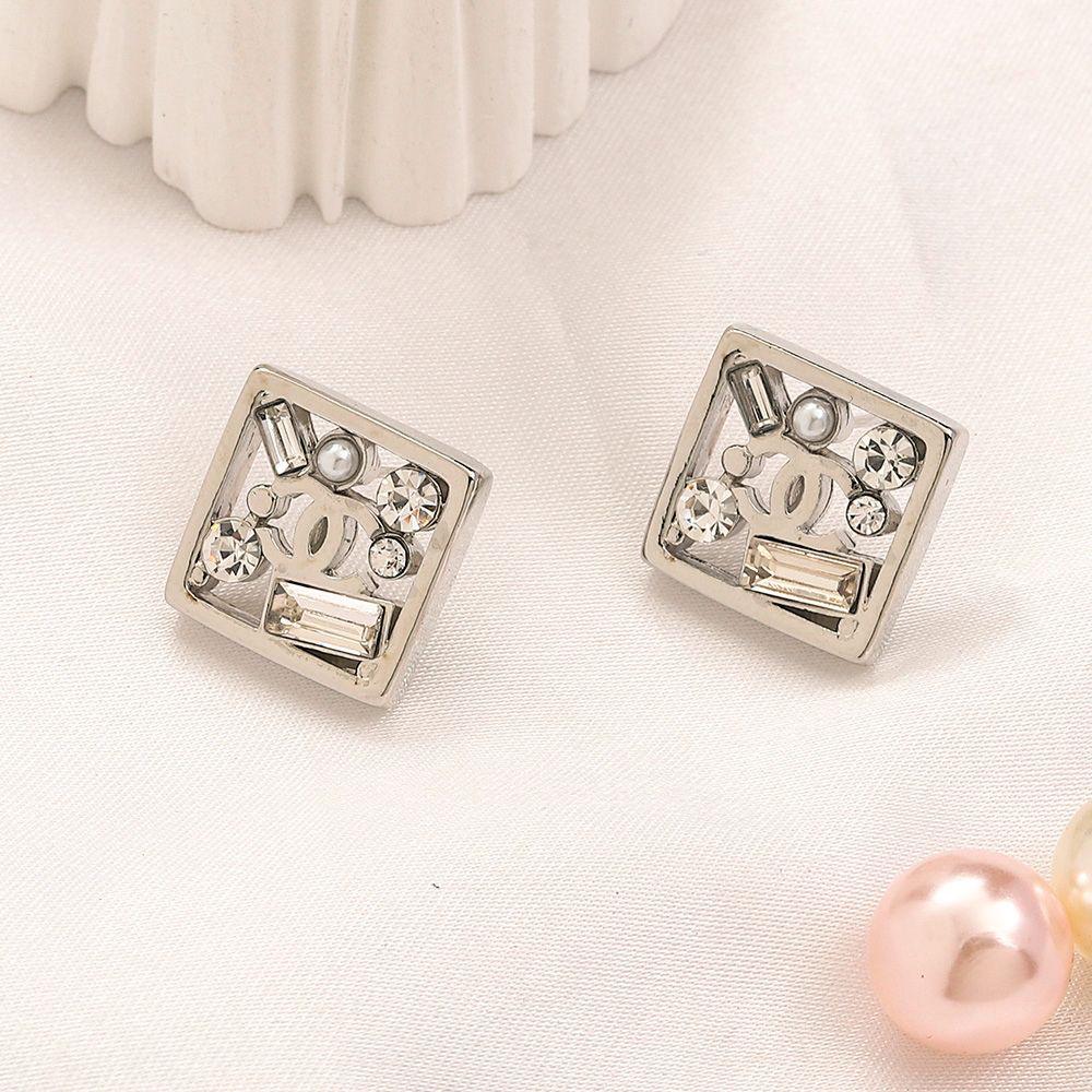 Coco Chanelle-earrings