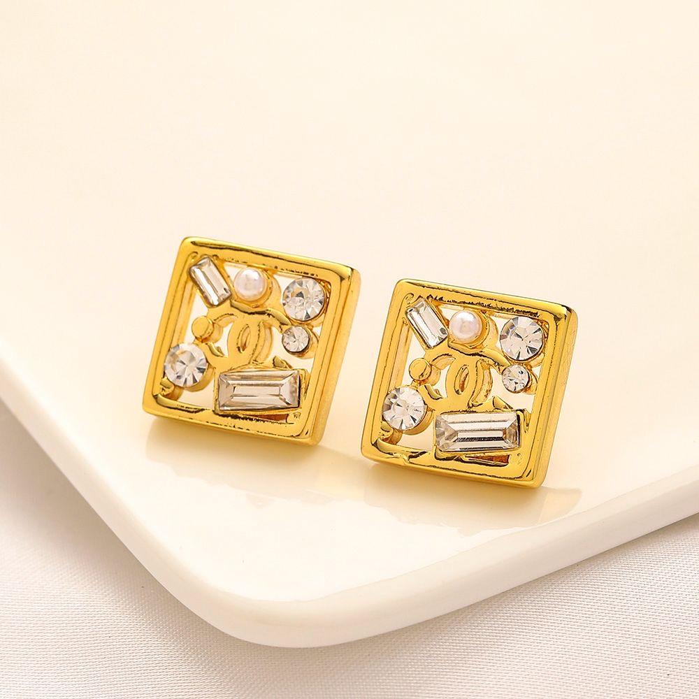 Coco Chanelle-earrings