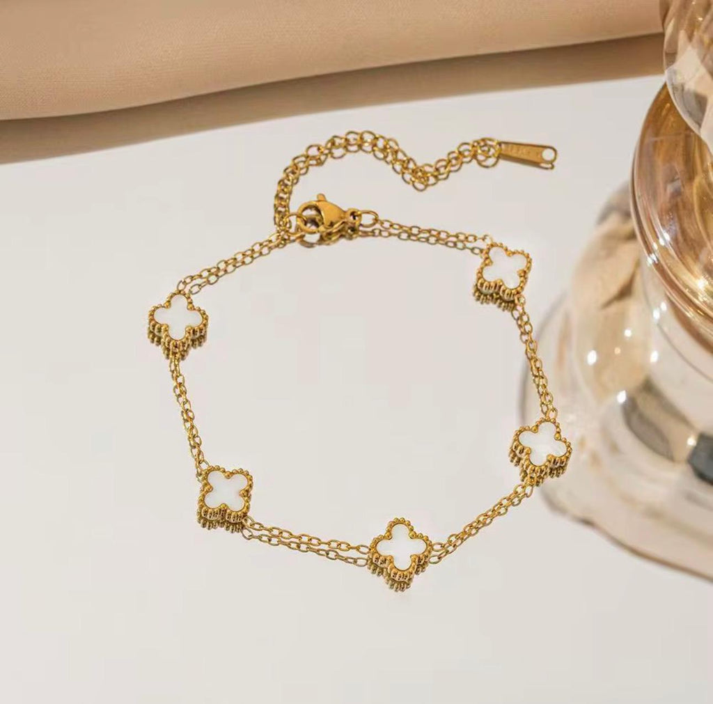 Flower-bracelet