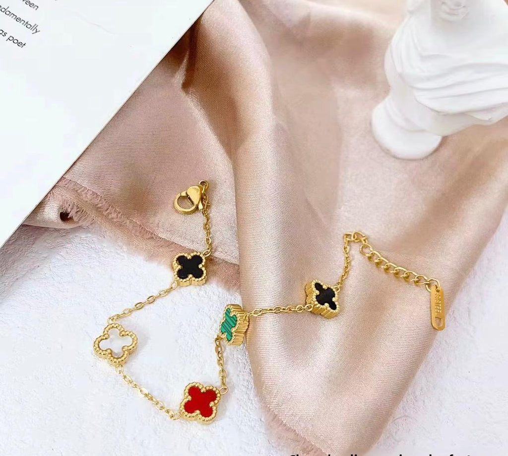 Flower-bracelet