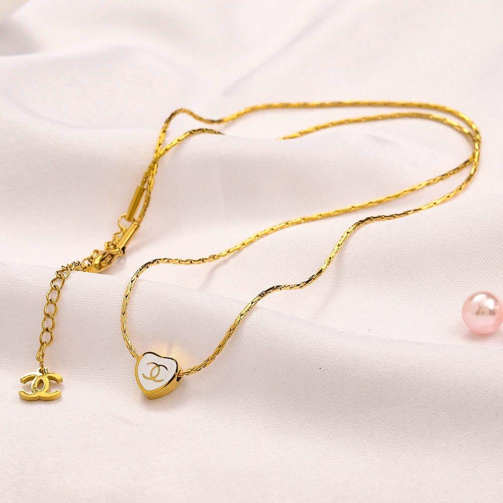 Cœur nocturne-Necklaces